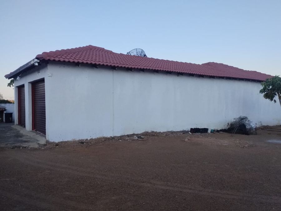 2 Bedroom Property for Sale in Mogwase North West